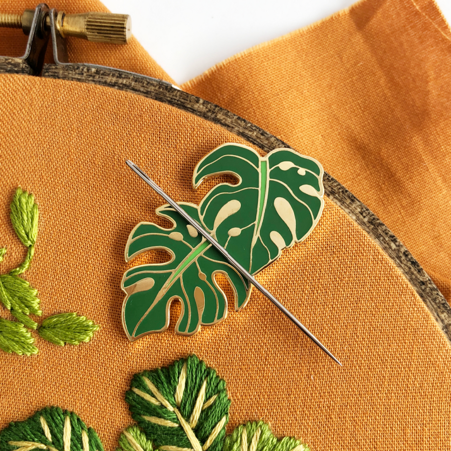 Florals & Floss Needle Minder